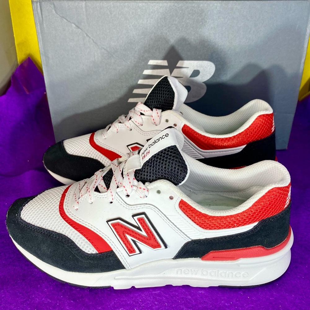 New Balance 997H White Black Red Classic Vintage Style Sneakers Men’s Size 5 NIB